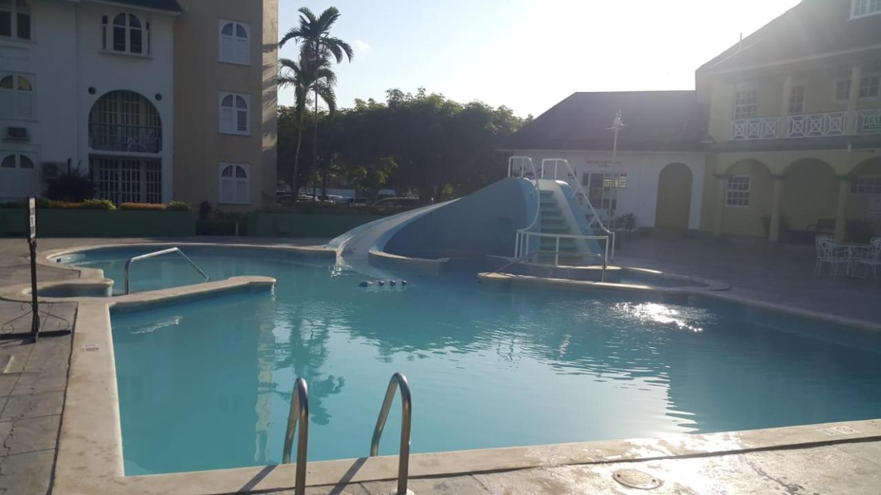 Studio 27 Ocho Rios Exteriör bild